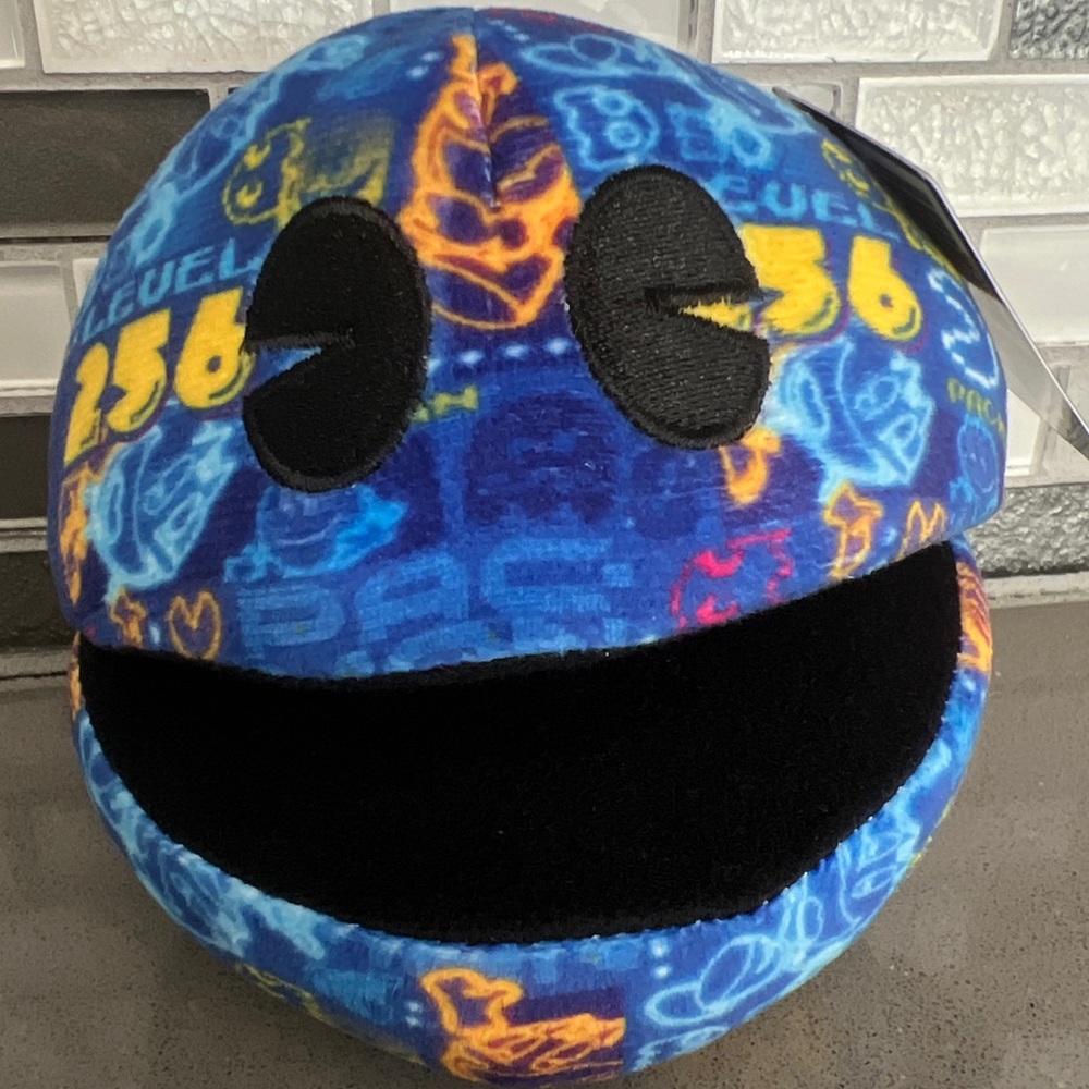 PacMan Video Game Level 256 Sticker Bomb PacMan Plush / Officially Licensed NEW